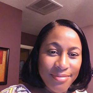 Meet your Posher, Noella